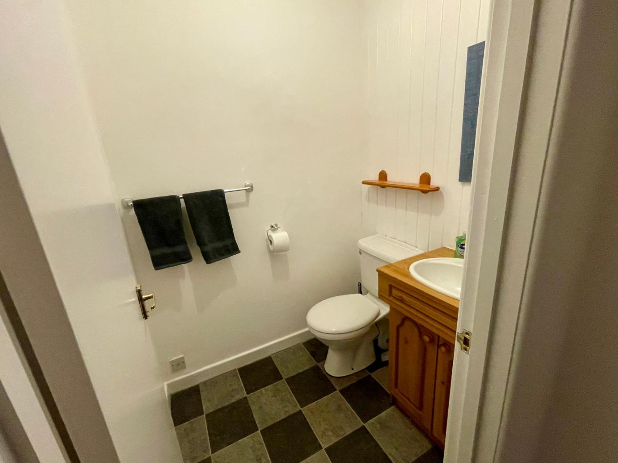 Vernon Place Town Centre, Vernon Cottage 3-Bed With Parking, 1A Vernon Court 2-Bed With Parking, 1B Studio No Parking, Off The High Street Next To Sandford Park Cheltenham Luaran gambar